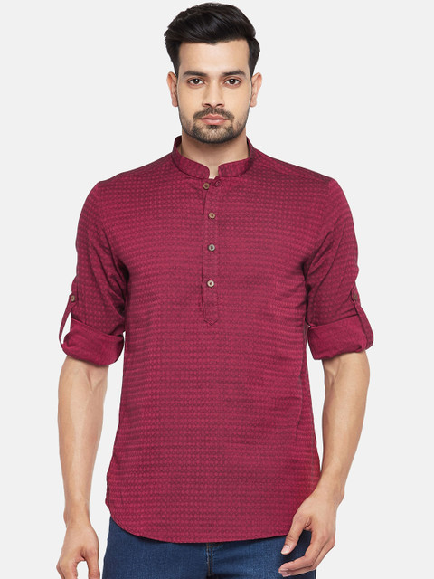 

Indus Route By Pantaloons Men Maroon Dobby Kurta