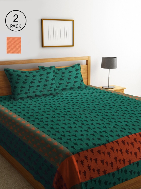 

KLOTTHE Set Of 2 Geometric Double Bed Covers With 4 Pillow Covers, Green