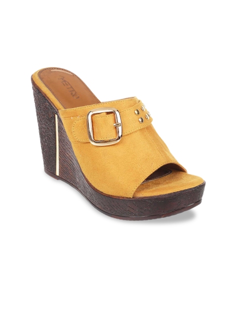 

Metro Women Yellow Colourblocked Mules