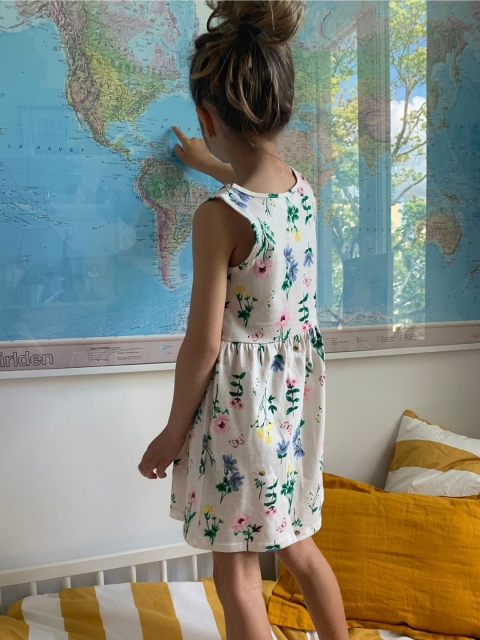 

H&M Girls White Patterned Jersey Dress