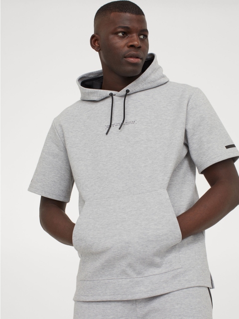 H&M Men Grey Solid Sports Top Regular Fit