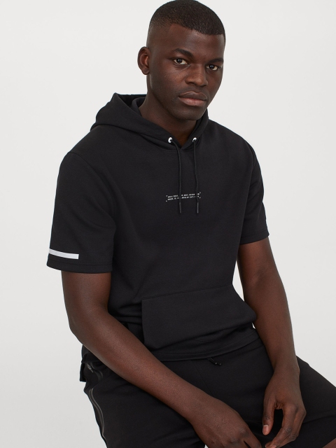 

H&M Men Black & White Sports Top Regular Fit