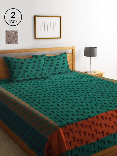 

KLOTTHE Set Of 2 Geometric Double King Bed Covers With 4 Pillow Covers, Green