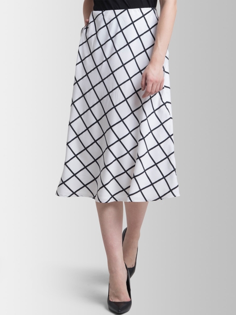 

FableStreet Women White & Black Checked A-Line Midi Skirt