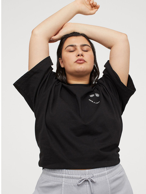 

H&M+ Women Black & White Printed Pure Cotton Oversized Sustainable T-shirt