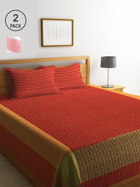 

KLOTTHE Set Of 2 Woven-Design Double King Bed Covers With 4 Pillow Covers, Red