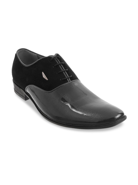 

Mochi Men Black Textured Leather Formal Oxfords