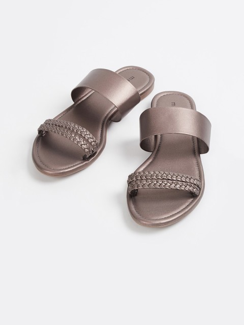 

Melange by Lifestyle Women Copper-Toned Woven Design PU Open Toe Flats
