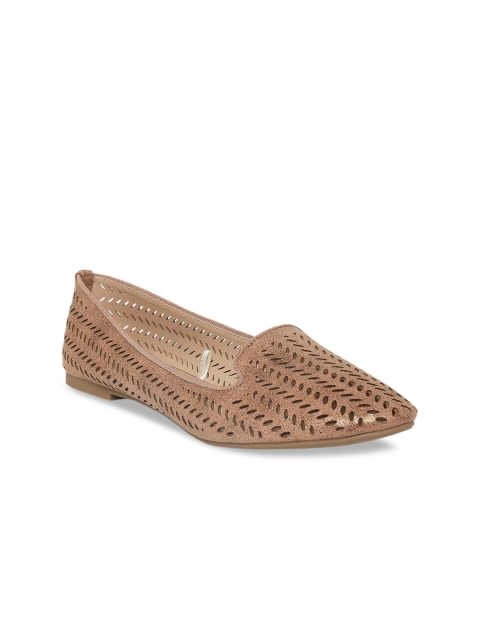 

Forever Glam by Pantaloons Women Brown Textured Mojaris
