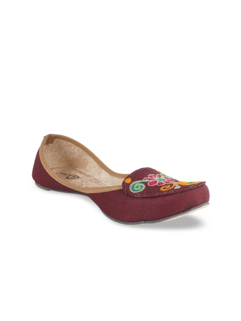 

The Desi Dulhan Women Maroon Woven Design Fabric Ballerinas