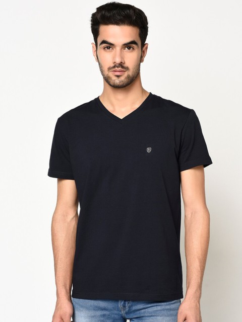 

Octave Men Navy Blue Solid V-Neck T-shirt