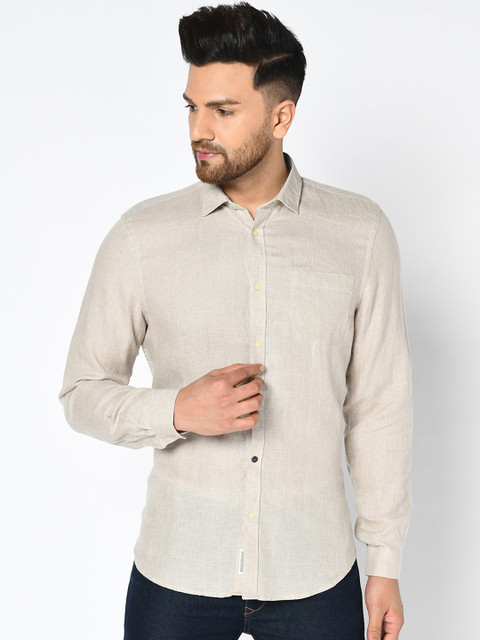 

Blackberrys Men Beige Slim Fit Solid Casual Shirt
