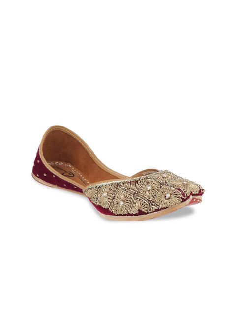 

The Desi Dulhan Women Maroon Woven Design Fabric Mojaris