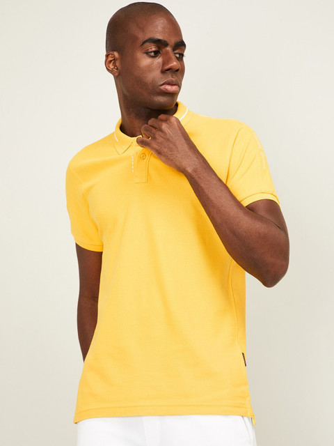 

Kappa Men Yellow Solid Polo Collar T-shirt