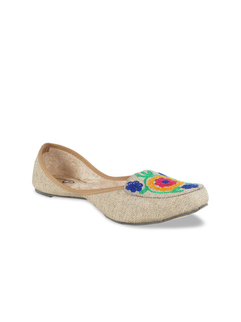 

The Desi Dulhan Women Cream-Coloured Woven Design Fabric Ballerinas