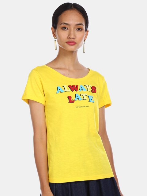 

Sugr Women Yellow Printed Round Neck T-shirt