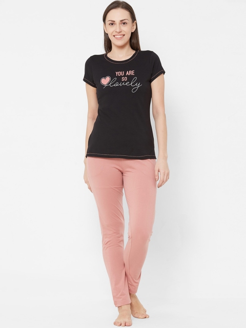 

Sweet Dreams Women Black & Peach-Coloured Printed Night suit