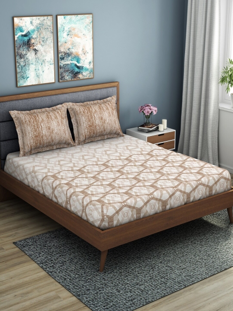 

SPACES White & Brown Geometric 144 TC Cotton 1 Queen Bedsheet with 2 Pillow Covers