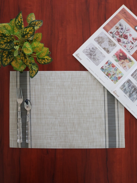 

Shresmo Set Of 6 Grey Textured Rectangular Table Placemats