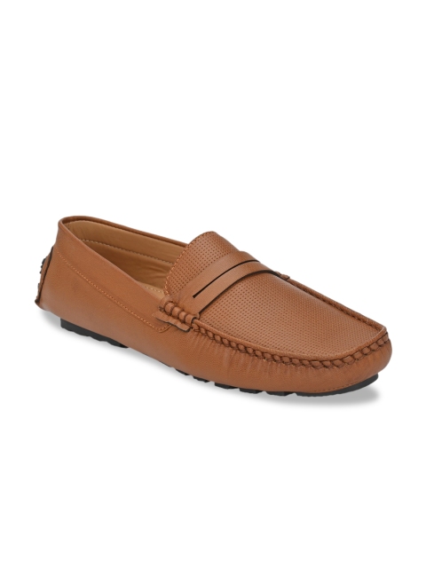 

Fentacia Men Tan Loafers