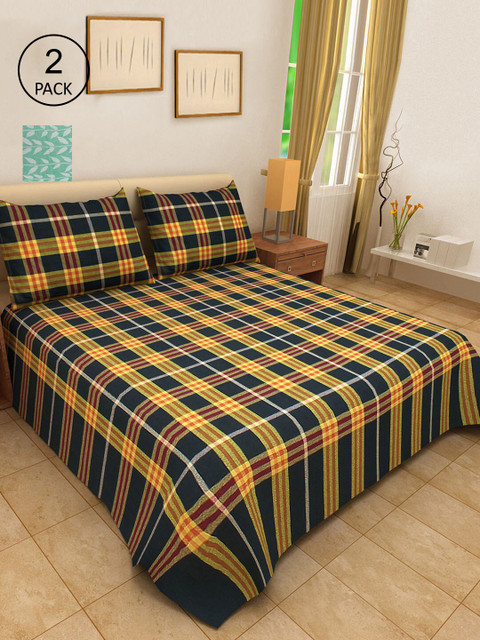 

KLOTTHE Set Of 2 Checked Double King Bed Covers with 4 Pillow Covers, Black