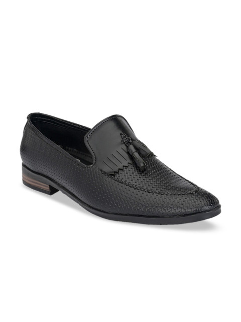 

Fentacia Men Black Textured Formal Loafers