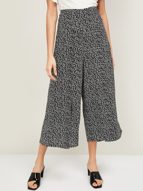 

CODE by Lifestyle Women Black & Off-White Printed Culottes