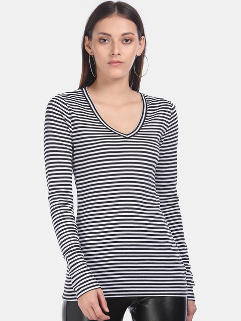

GAP Women White Striped V-Neck T-shirt