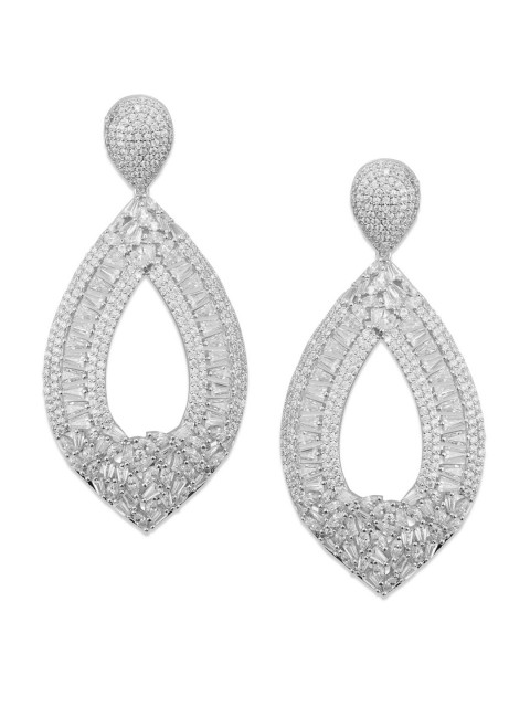 

shaze Silver-Toned Contemporary Drop Earrings