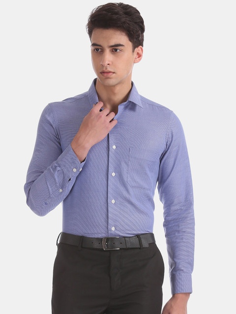 

Arrow Men Blue Regular Fit Self Design Casual Shirt