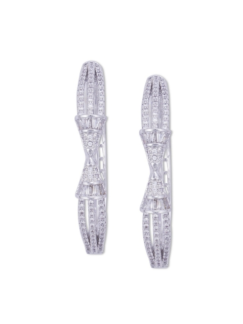 

shaze Silver-Toned Contemporary Hoop Earrings