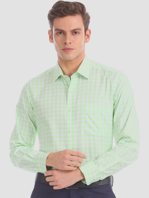 

Arrow Men Green Regular Fit Checked Casual Shirt