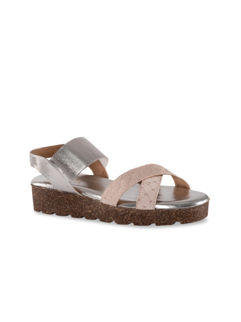 

Kraft Cellar Women Silver-Toned& Pink Solid Flatform Sandals