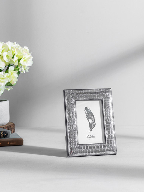 

Pure Home and Living Silver-Toned Croco Textured Tabletop Photo Frame