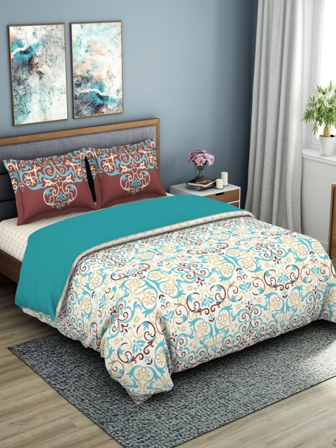 

SPACES Off-White & Blue Printed Bedding Set With Quilt