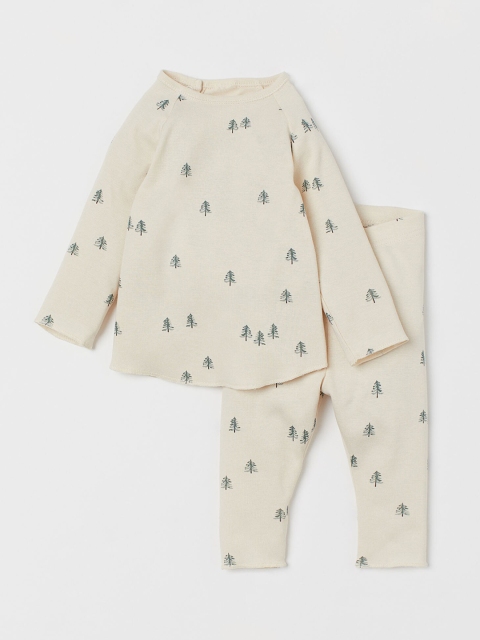 

H&M Unisex White Printed Top and Trousers