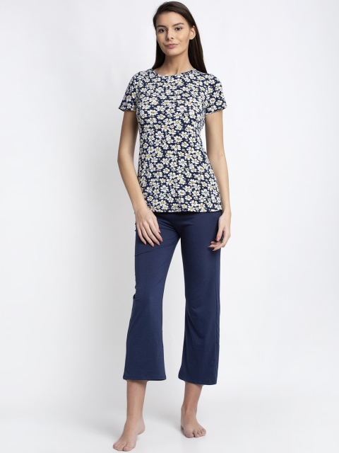 

Global Republic Women Navy Blue & White Printed Night suit