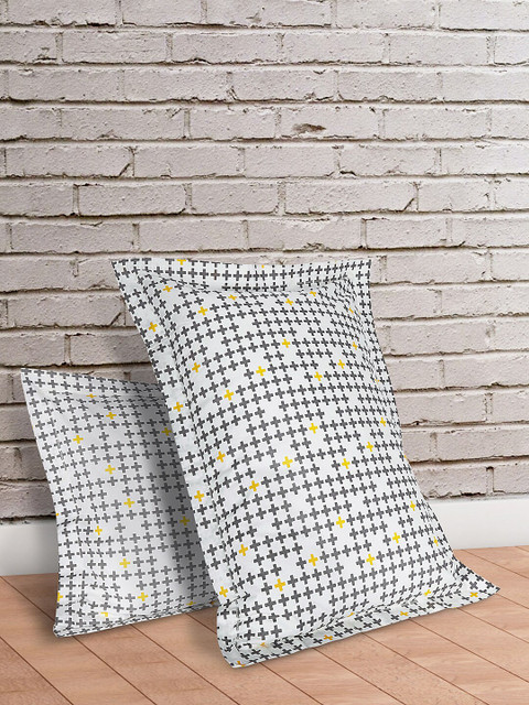 

Living scapes by Pantaloons Set Of 2 White & Black Printed Pillow Covers