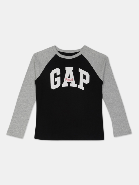 

GAP Boys Black Printed Round Neck T-shirt