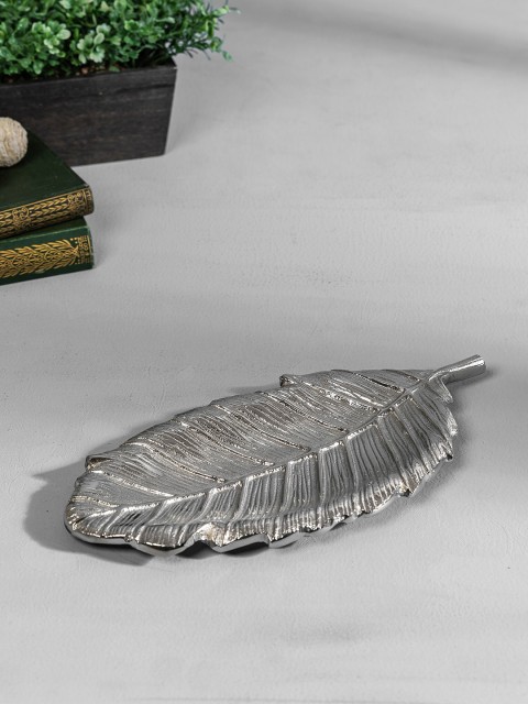 

Pure Home and Living Silver-Toned Malabar Leaf Platter Showpiece
