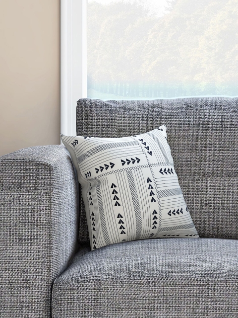 

Living scapes by Pantaloons Off-White & Navy Blue Single Embroidered Square Cushion Cover