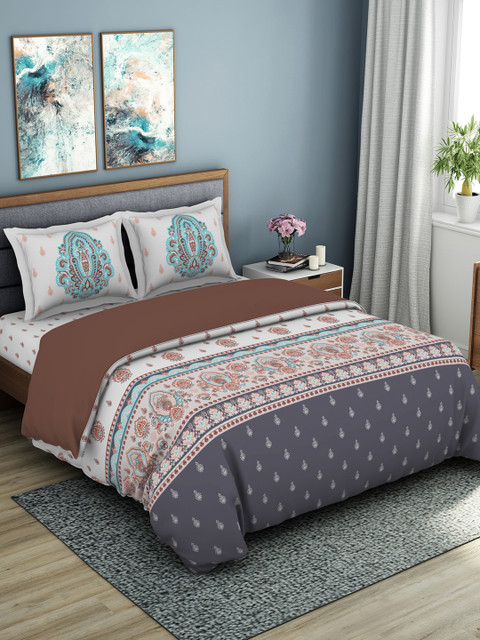

SPACES White & Brown Ethnic Motifs Printed Double Queen Bedding Set With Comforter