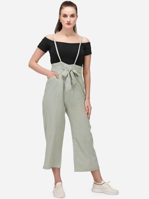 

Yuvraah Women Grey & Black Solid T-shirt with Palazzos
