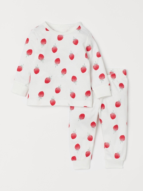 

H&M Kids White & Red Printed Cotton Pyajamas