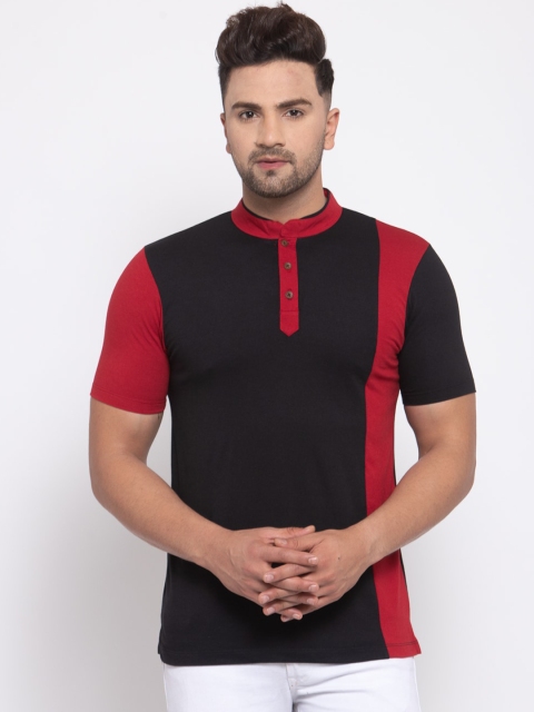 

Kalt Men Black Colourblocked Henley Neck T-shirt