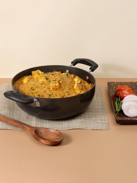 

Vinod Black Solid Deep Kadai Without Lid 2.6 L