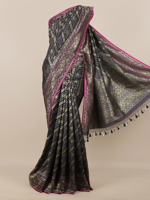 

Pothys Black & Gold-Toned Pure Silk Woven Design Banarasi Saree