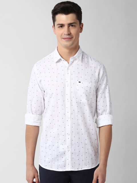 

Peter England Casuals Men White Slim Fit Printed Casual Shirt