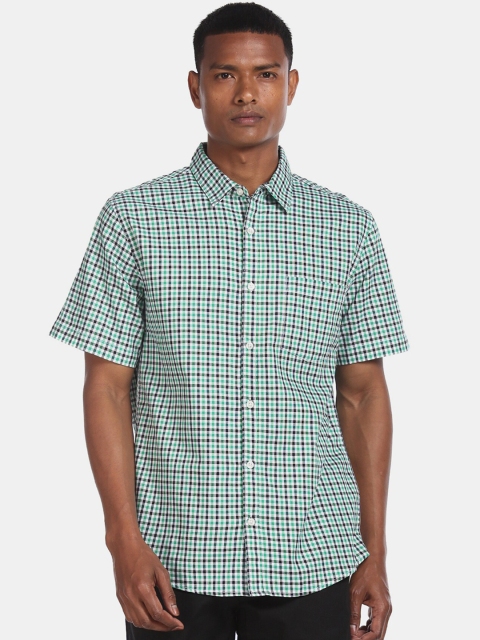 

Ruggers Men Green Regular Fit Checked Casual Cotton Shirt