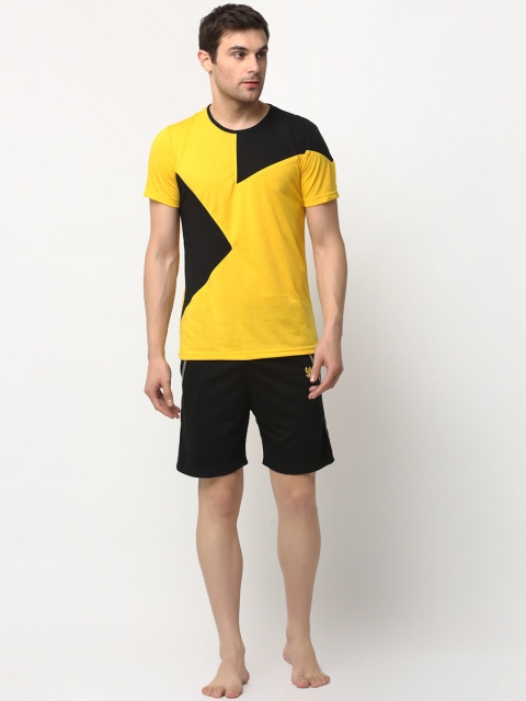 

VIMAL JONNEY Men Yellow & Black Colourblocked Night suit
